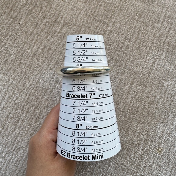 David Yurman 9.5mm Pure Form Bangle - Picture 4 of 5